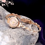 Золотые часы женские Чайка с золотым браслетом