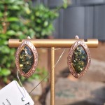 Позолоченные серьги. Зелёный янтарь